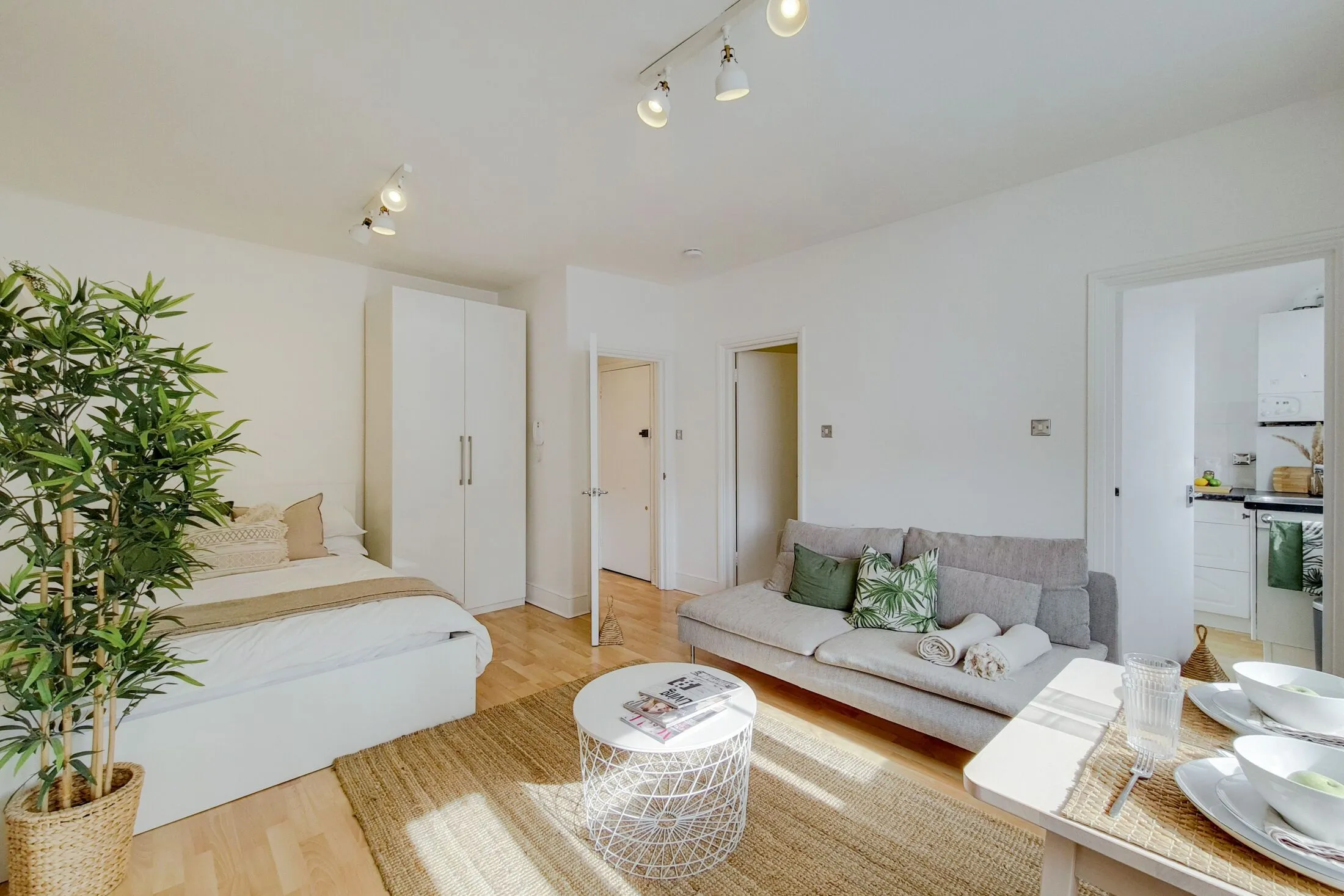 Flat Bingham Place in City of Westminster