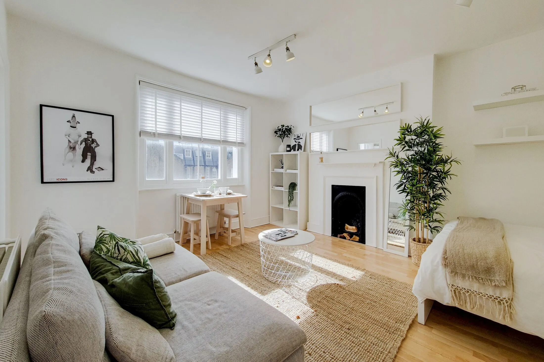 Flat Bingham Place in City of Westminster