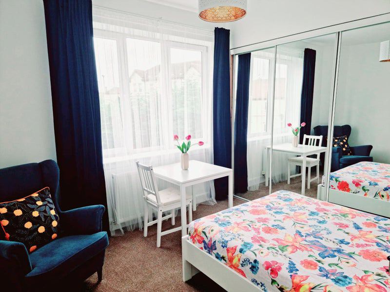 Room Lochend Gardens in City of Edinburgh