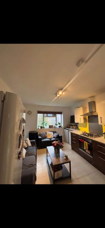 Room Sulivan Court in Greater London