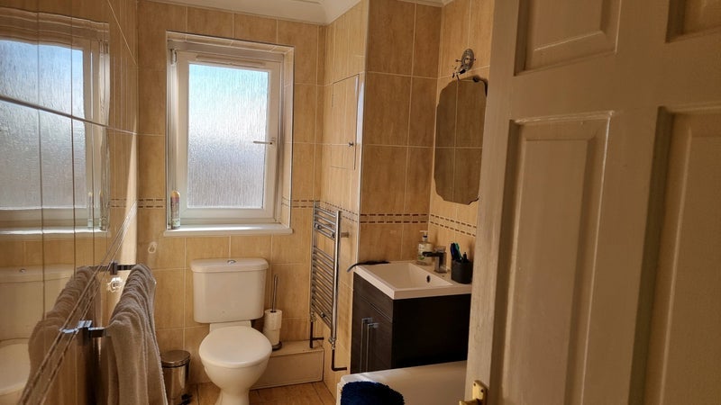 Room Canongate in City of Edinburgh