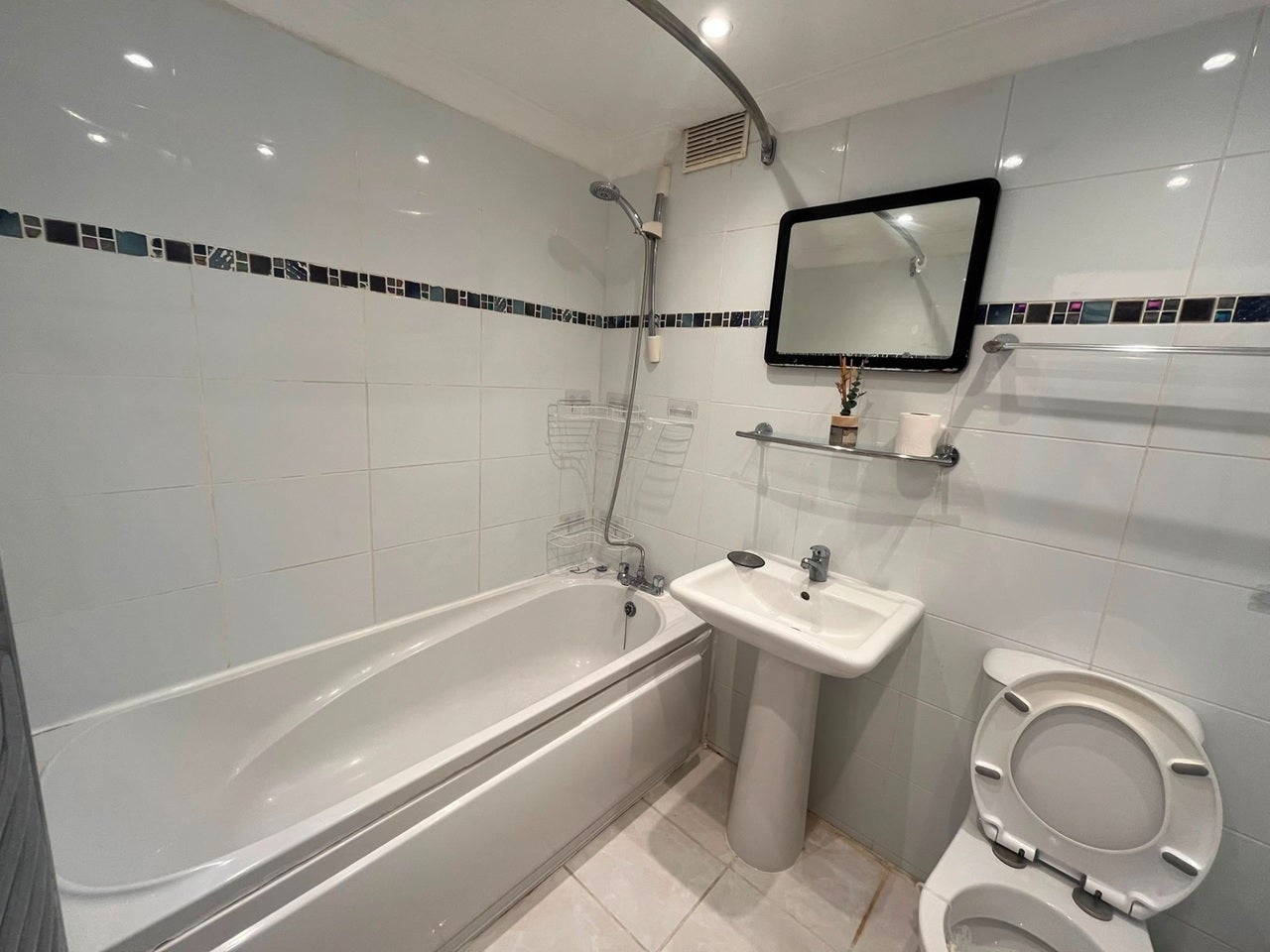 Flat Master Gunner Place in Greater London