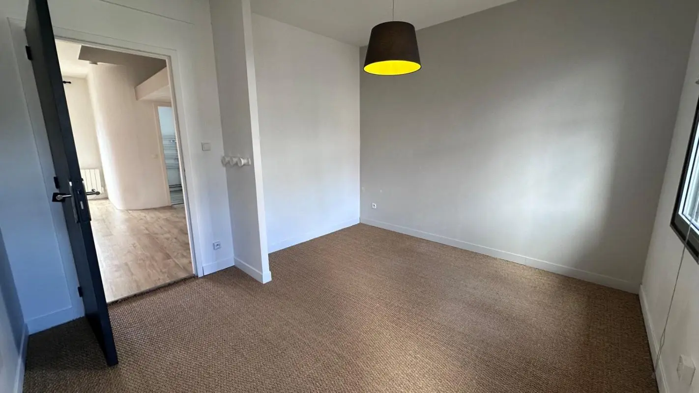 Flat Rue Saint-Roch in Angoulême
