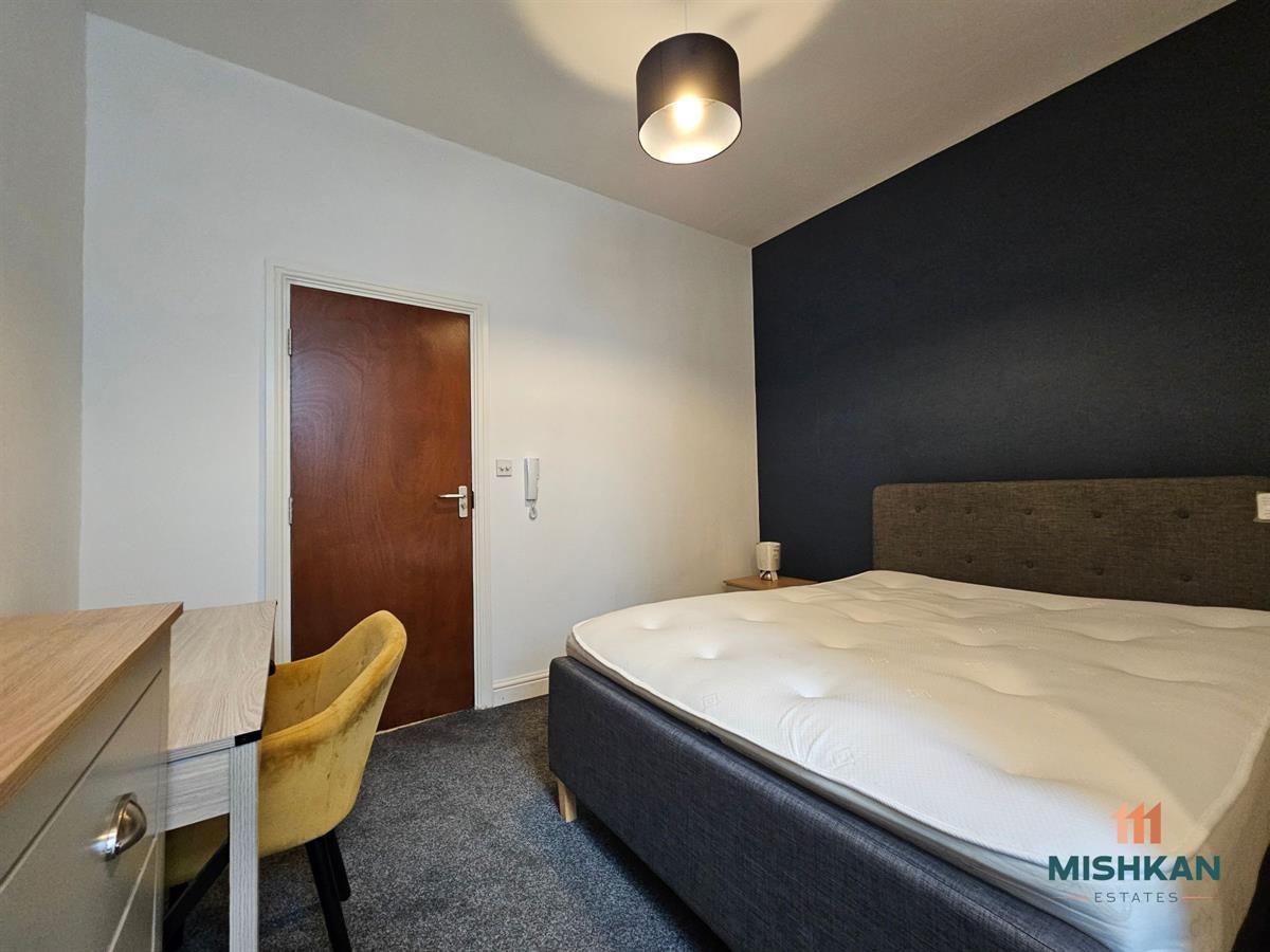 Room George Street in St Helens