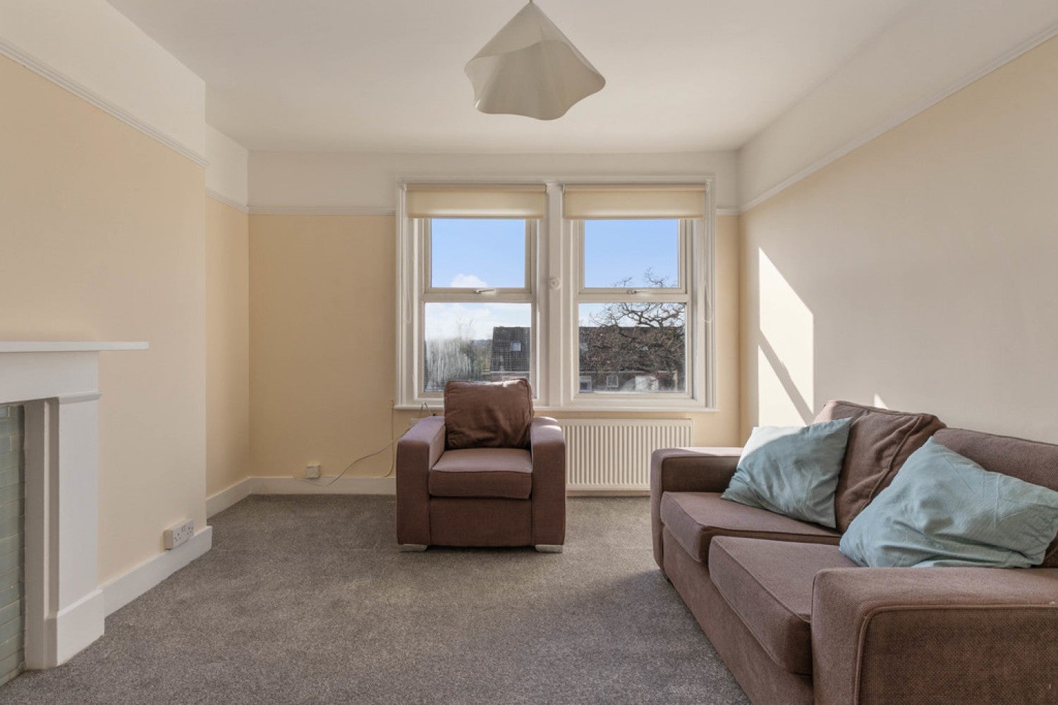 Flat Seymour Villas in Greater London