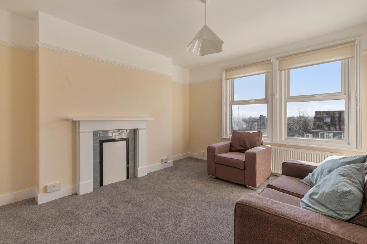 Flat Seymour Villas in Greater London