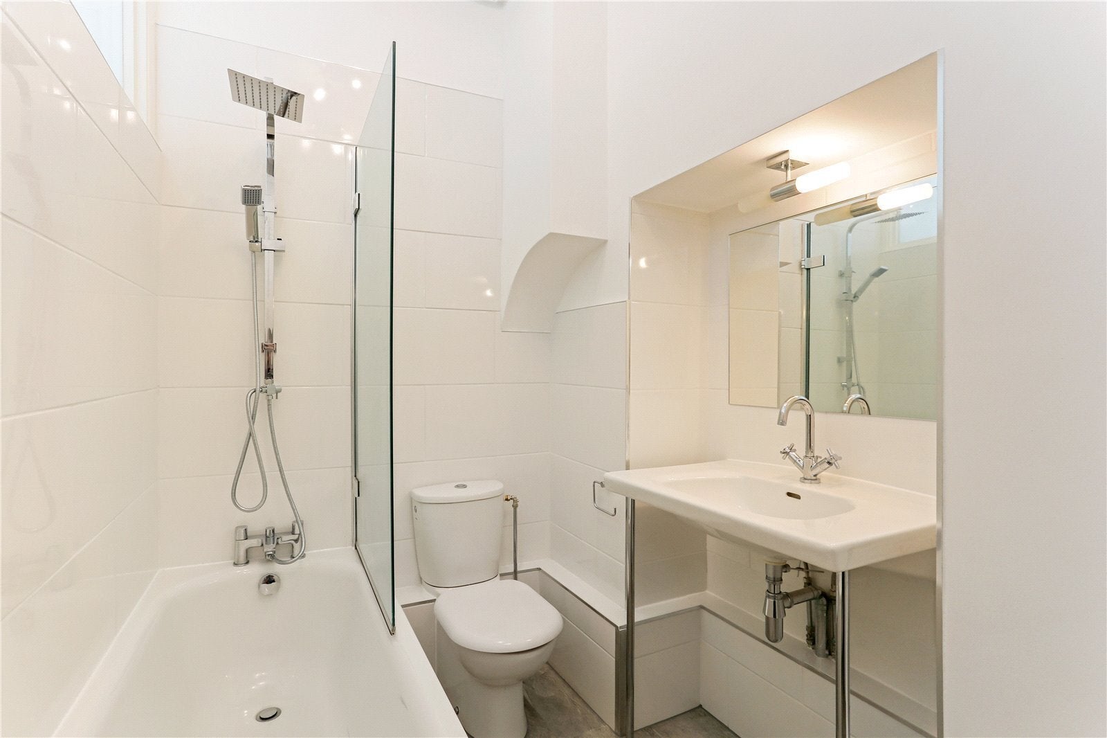 Flat Lanark Road in City of Westminster