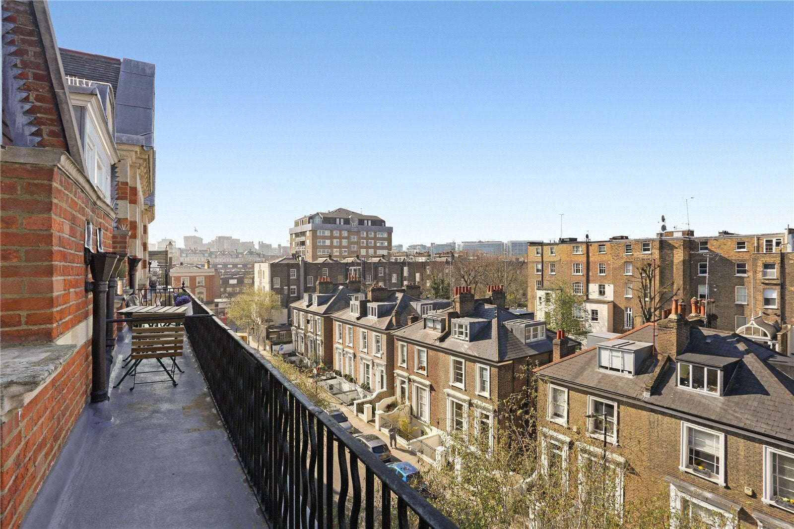 Flat Lanark Road in City of Westminster