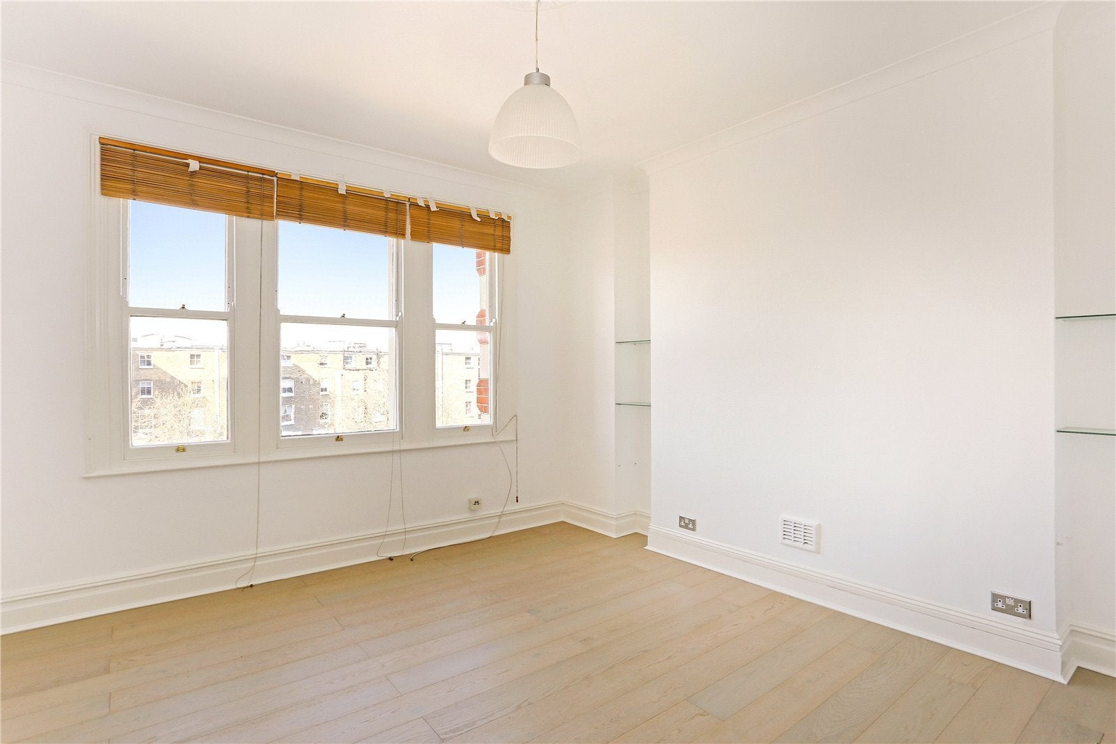 Flat Lanark Road in City of Westminster