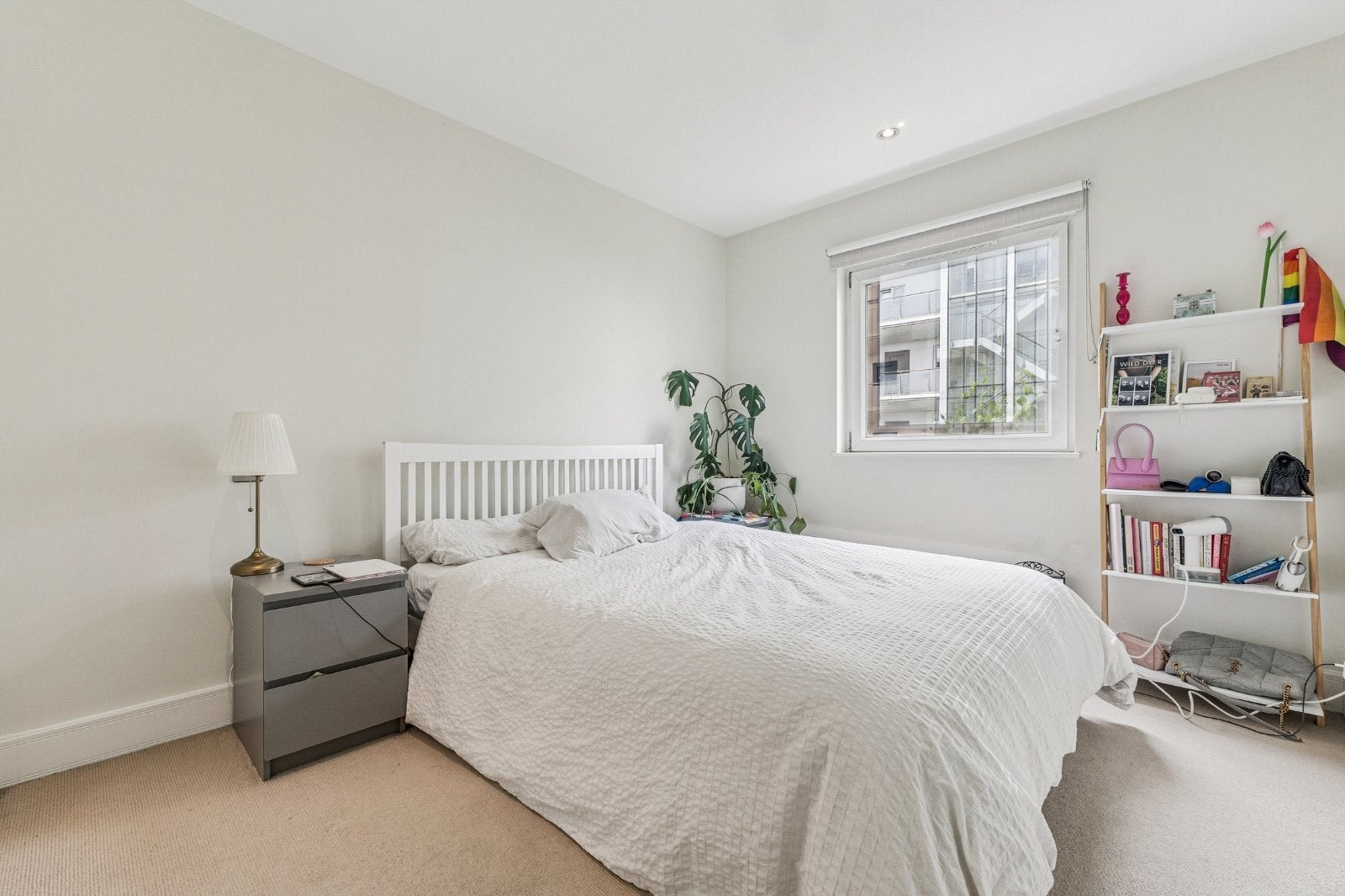 Flat Chepstow Place in City of Westminster
