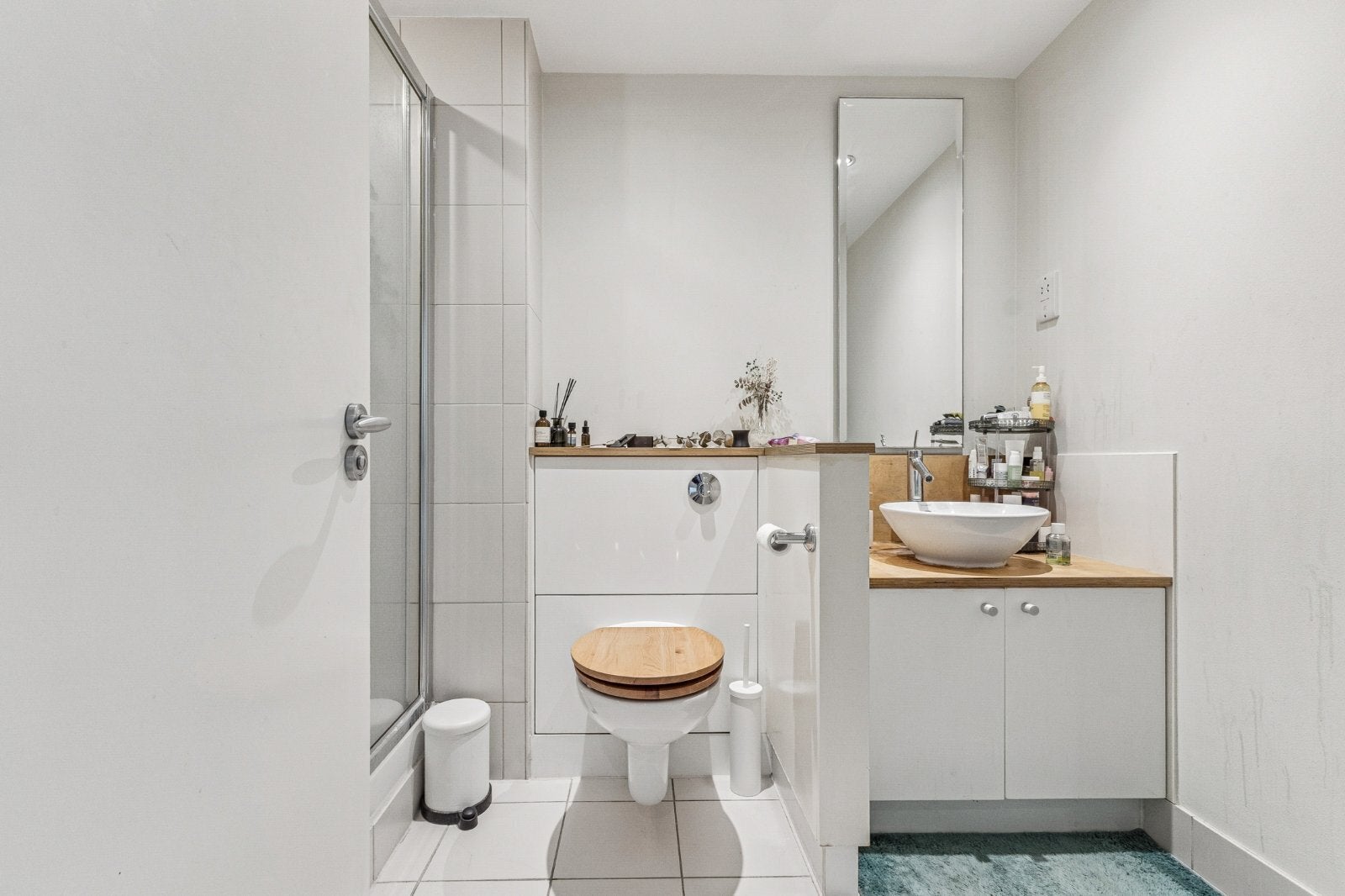 Flat Chepstow Place in City of Westminster