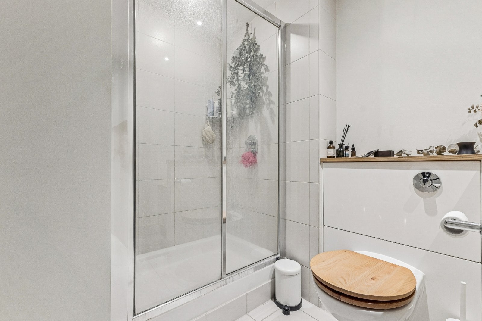 Flat Chepstow Place in City of Westminster