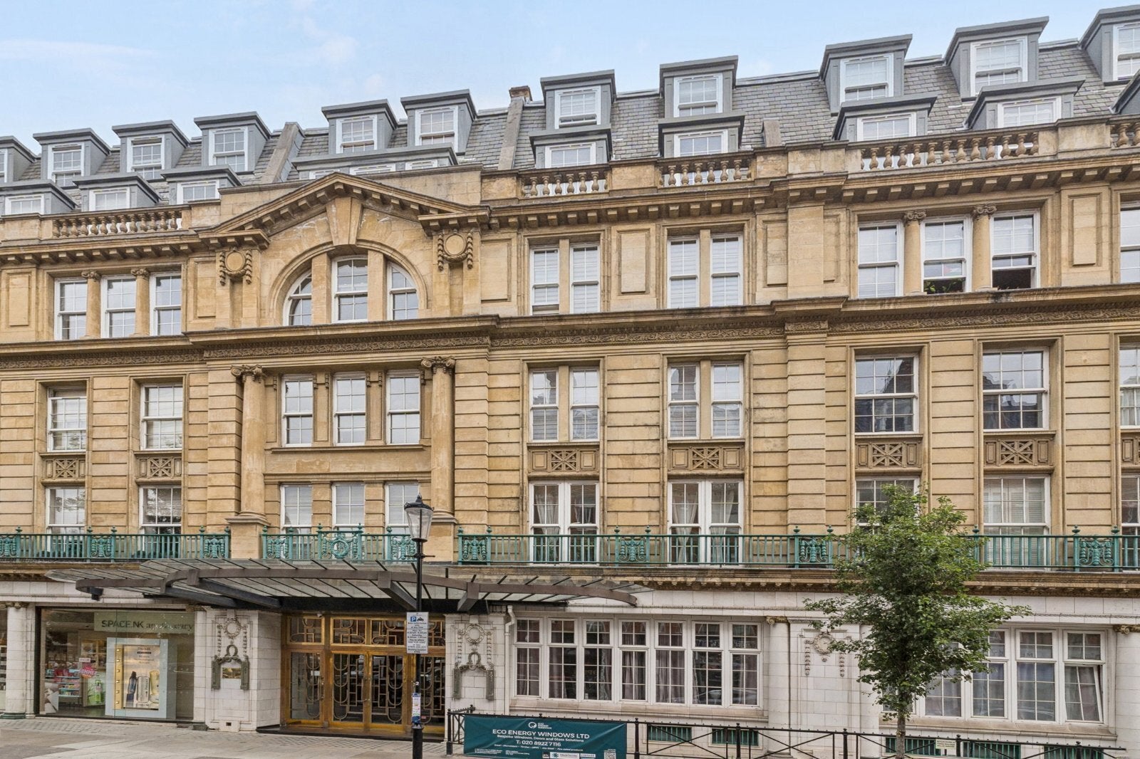 Flat Chepstow Place in City of Westminster