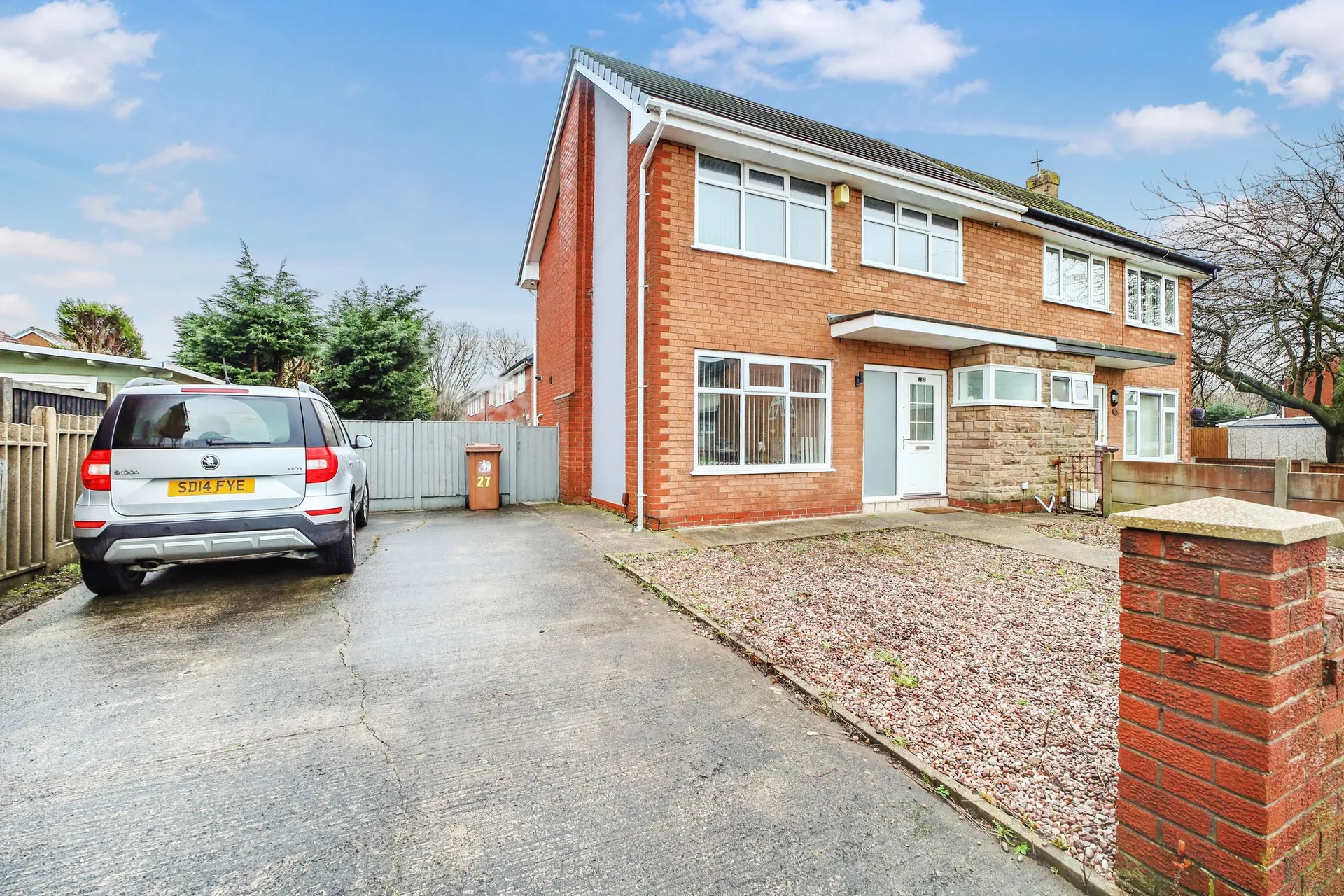 Room Finney Grove in St Helens
