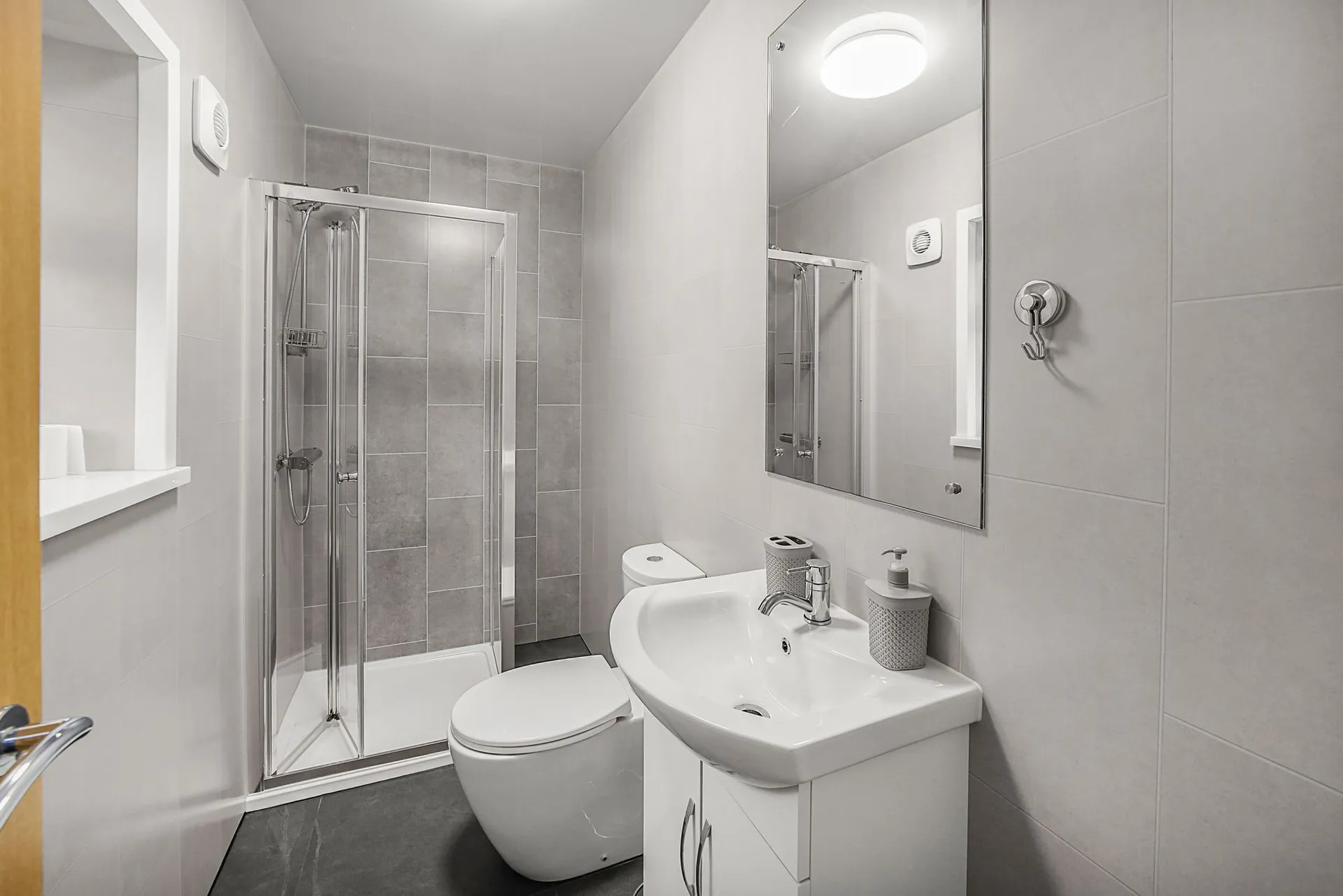 Room Finney Grove in St Helens