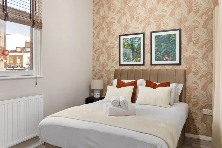 Flat Hornsey Road in Greater London