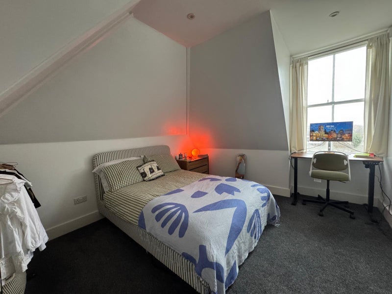 Room Henleaze Gardens in Bristol