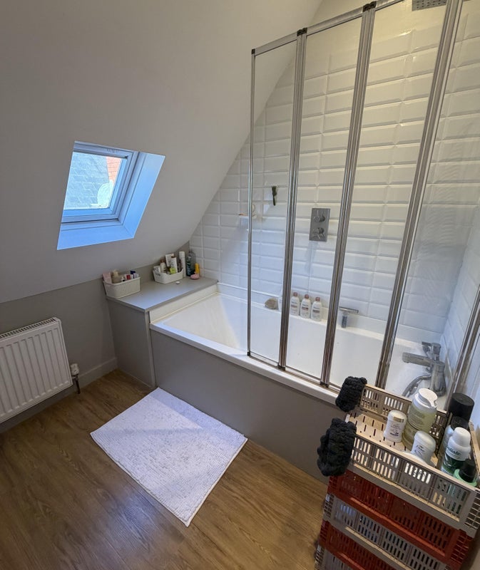 Room Henleaze Gardens in Bristol