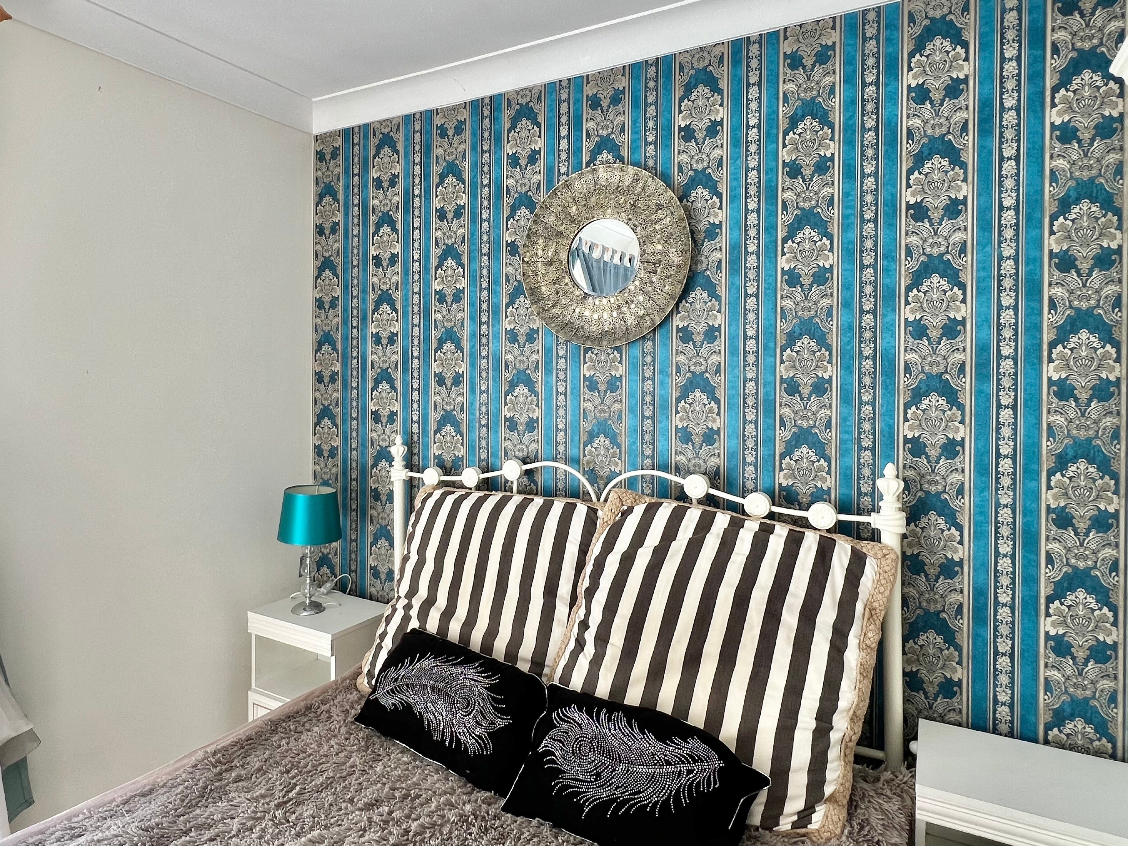 Flat Surrey Quays Road in Greater London