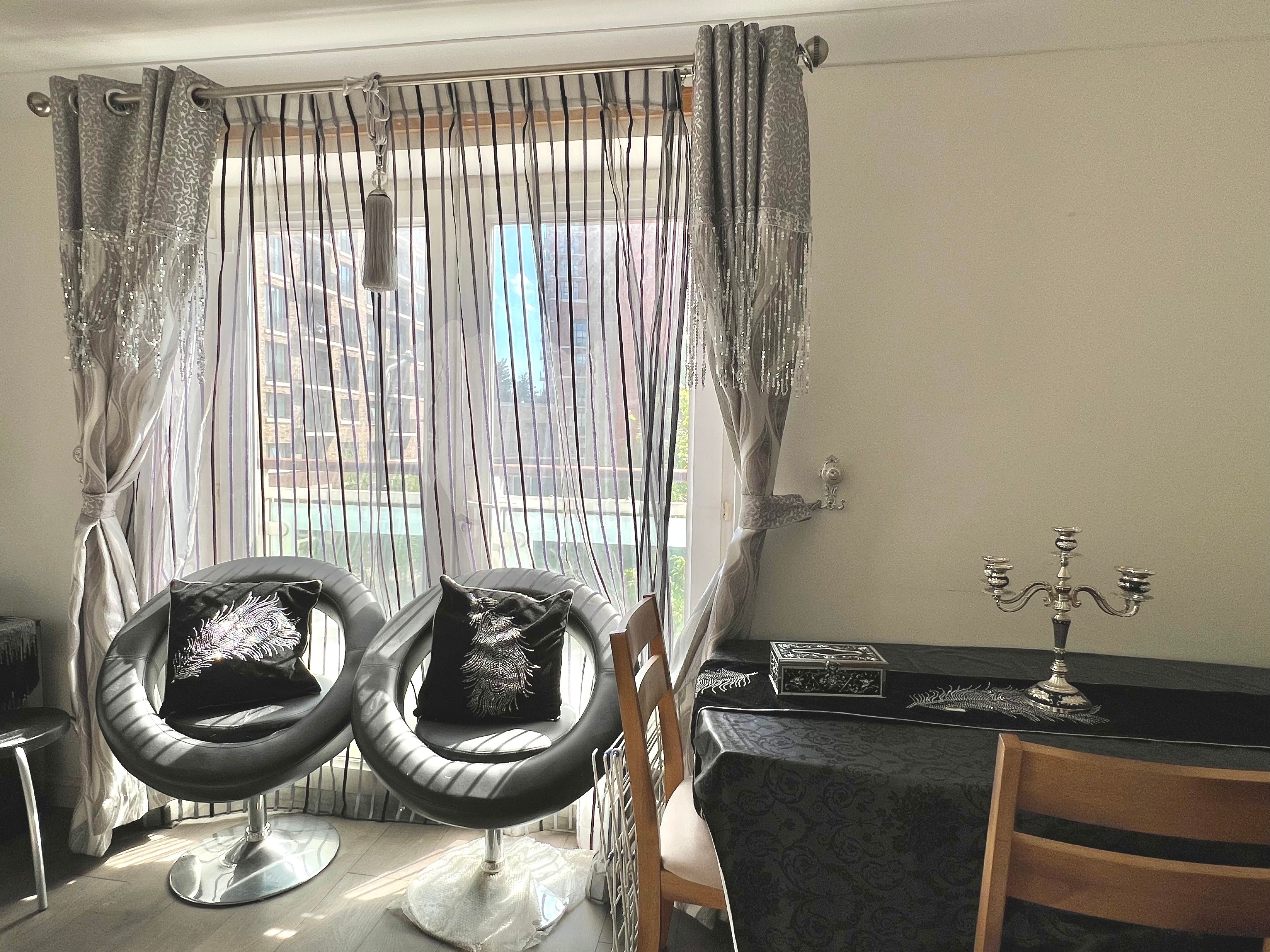 Flat Surrey Quays Road in Greater London