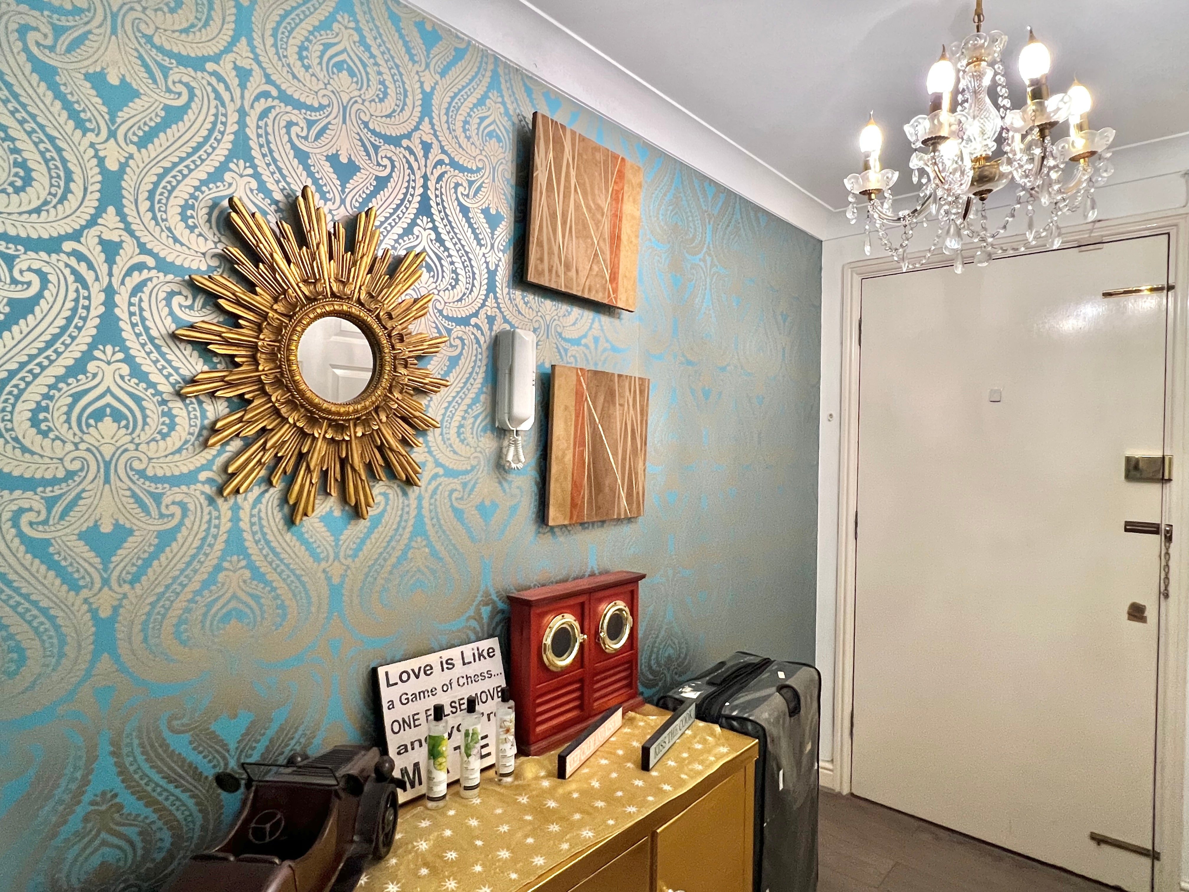Flat Surrey Quays Road in Greater London