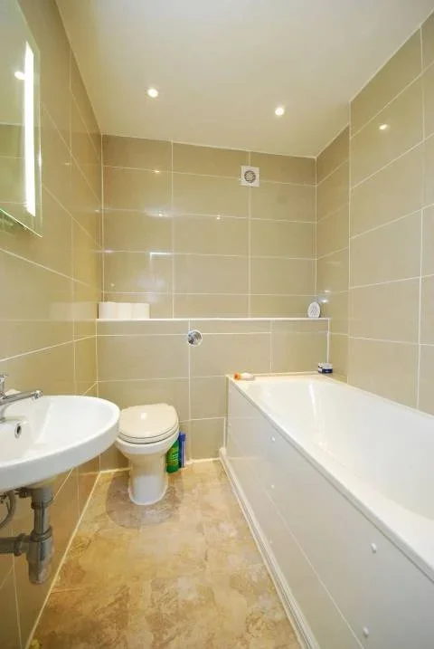 Room Hanson Street in City of Westminster