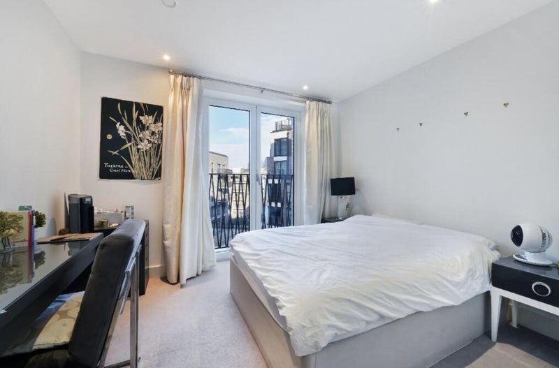 Room Glade Path in Greater London