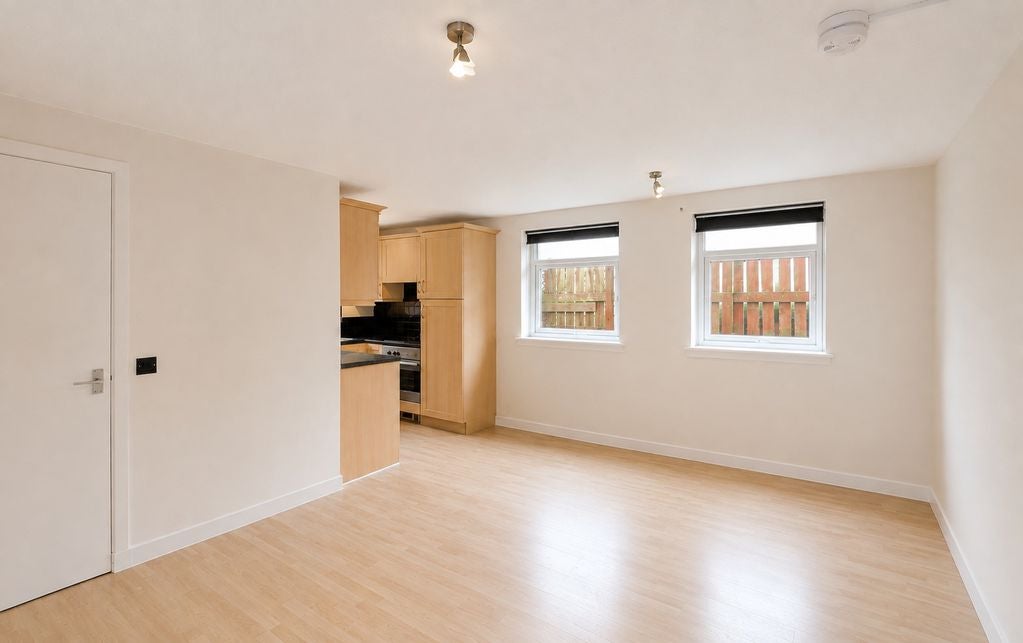 Flat Hazel Avenue in Dumbarton