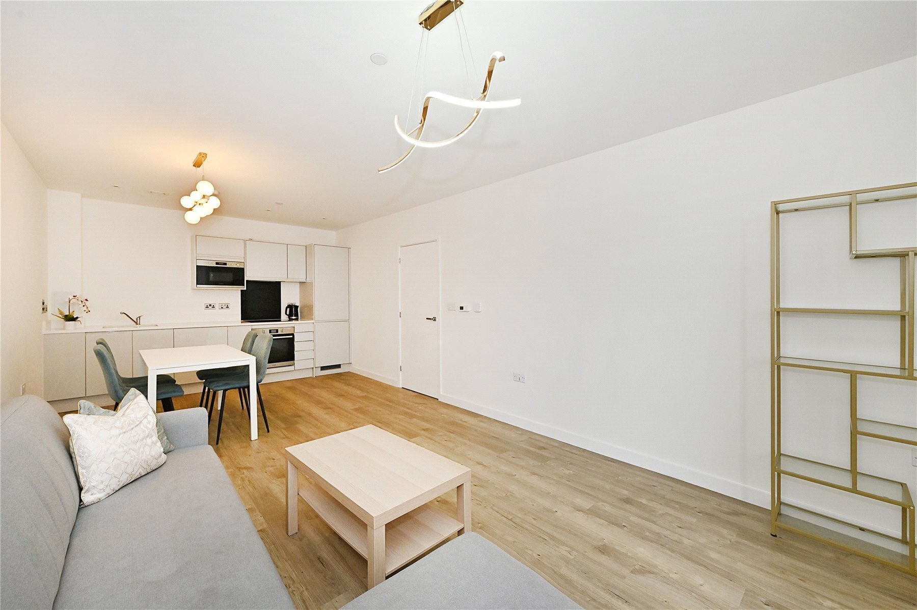 Flat North Woolwich Road in Greater London