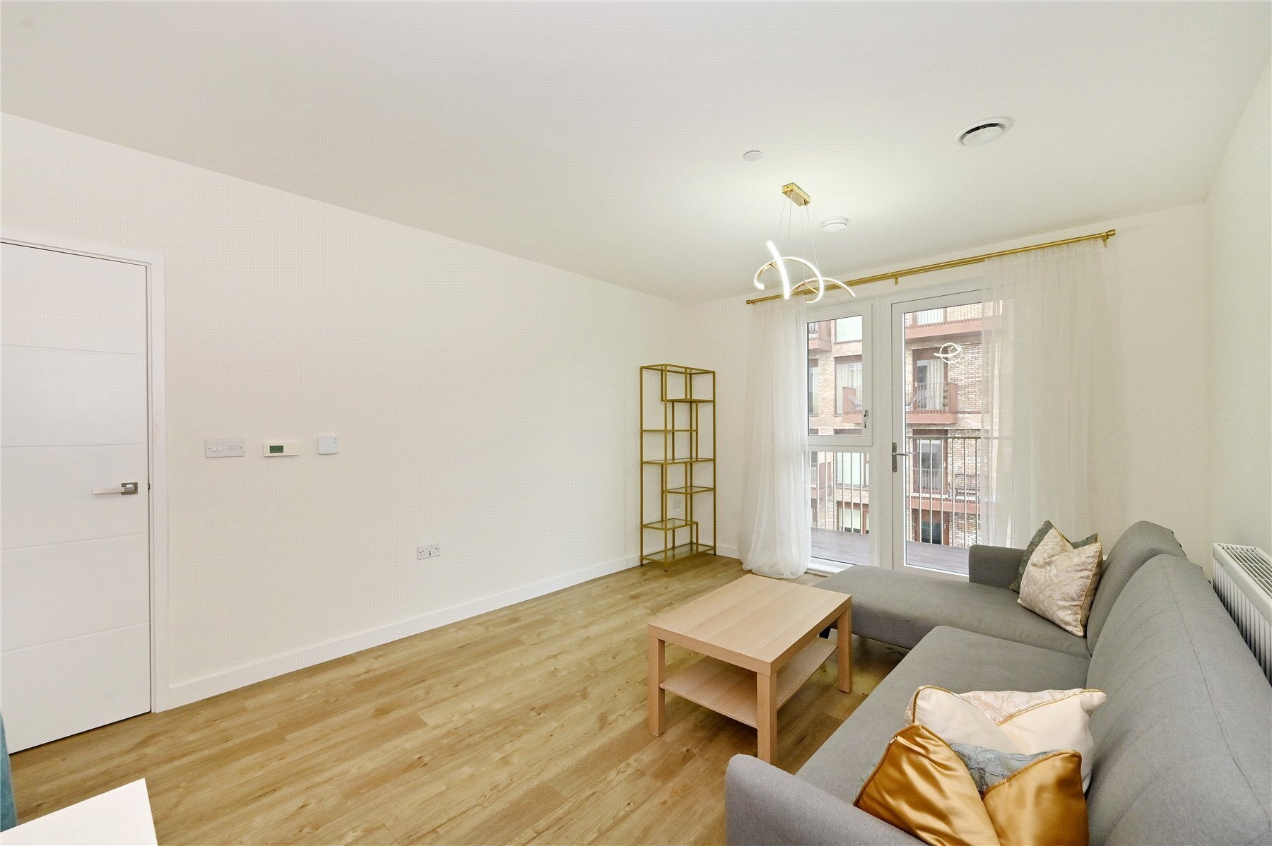 Flat North Woolwich Road in Greater London