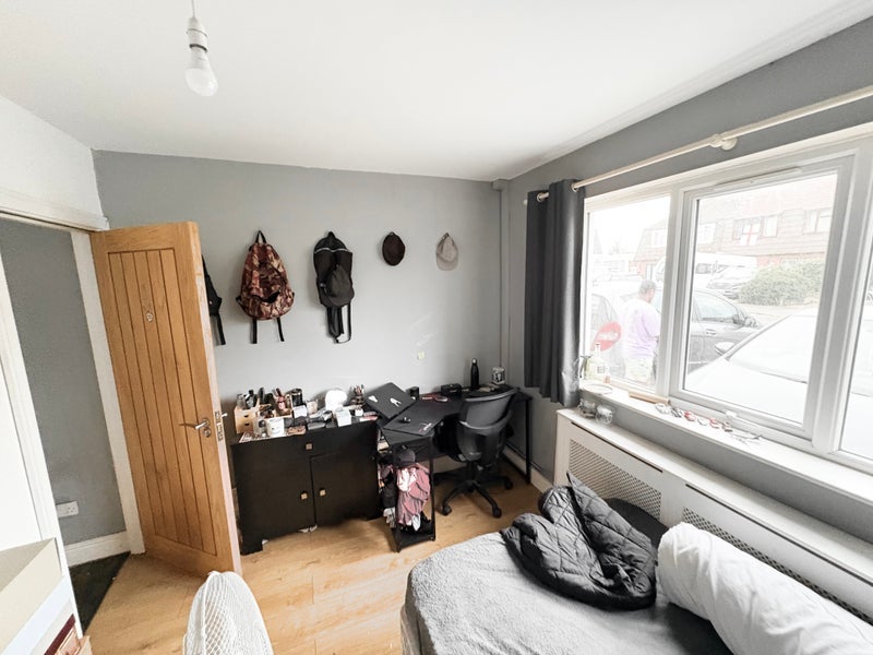 Room Conygre Grove in Bristol