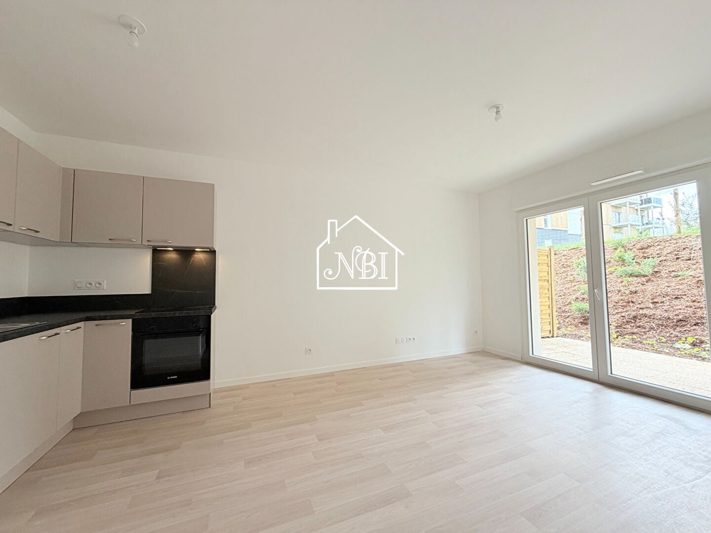 Flat Rue du Bourny in Laval