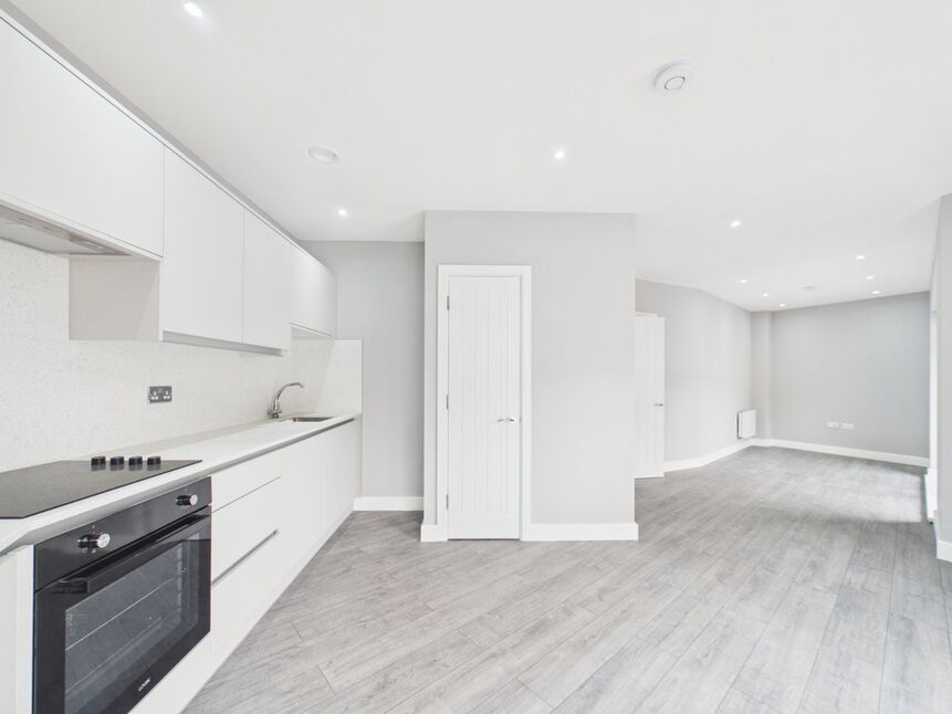 Flat King Edward's Road in Greater London