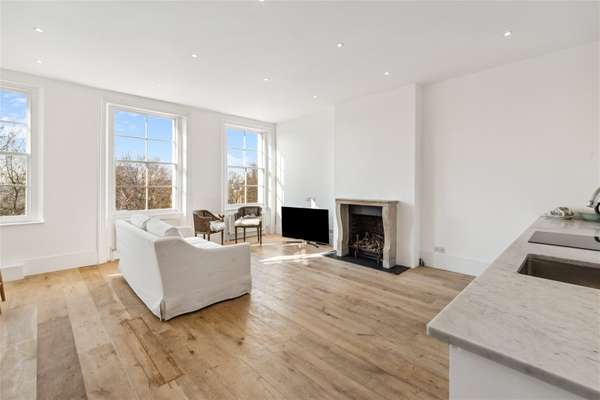 Flat Ladbroke Grove in Greater London