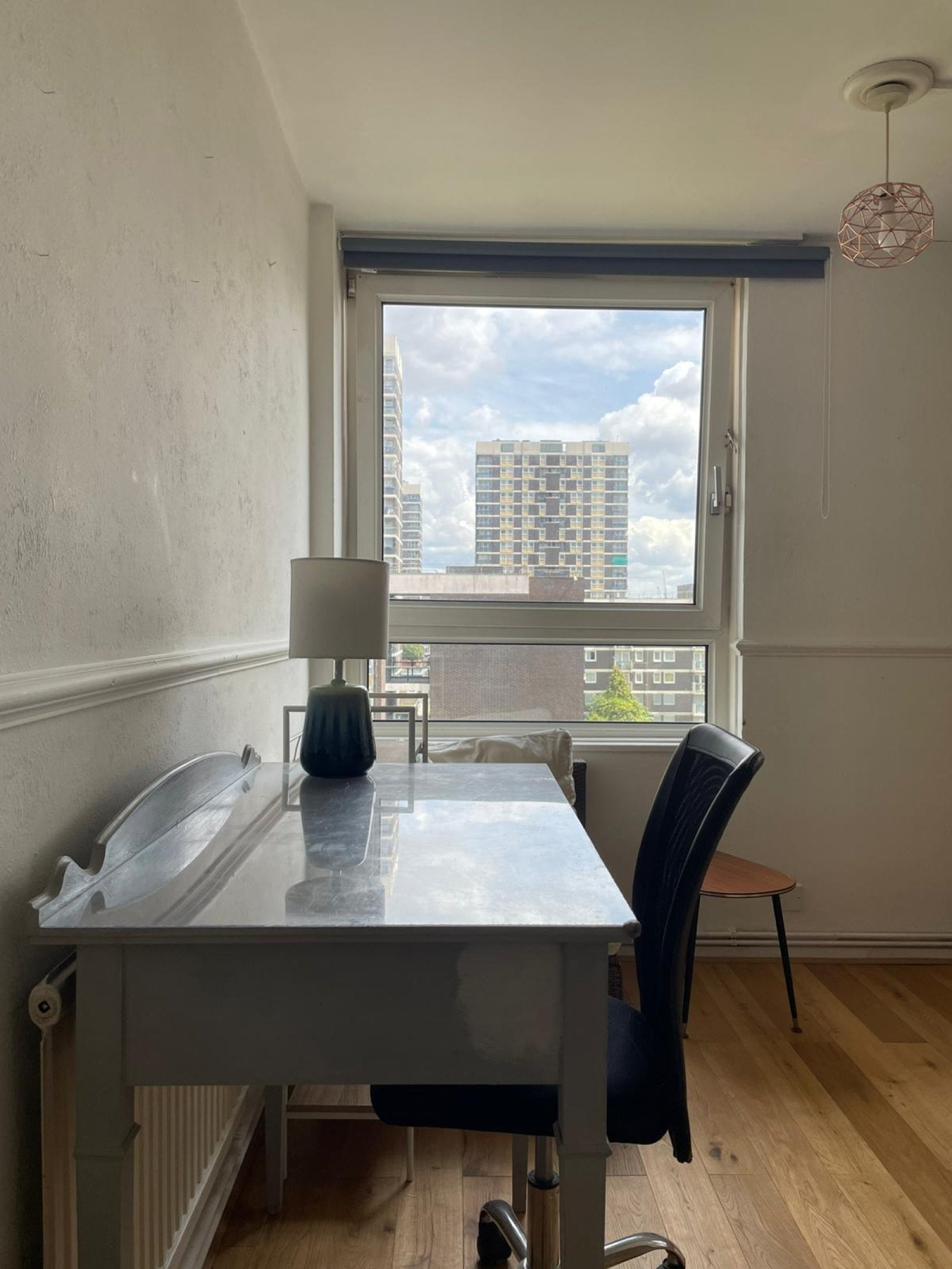 Flat Balmes Road in Greater London