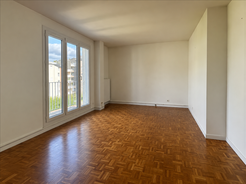 Flat Avenue du Maréchal Joffre in Fontenay-sous-Bois