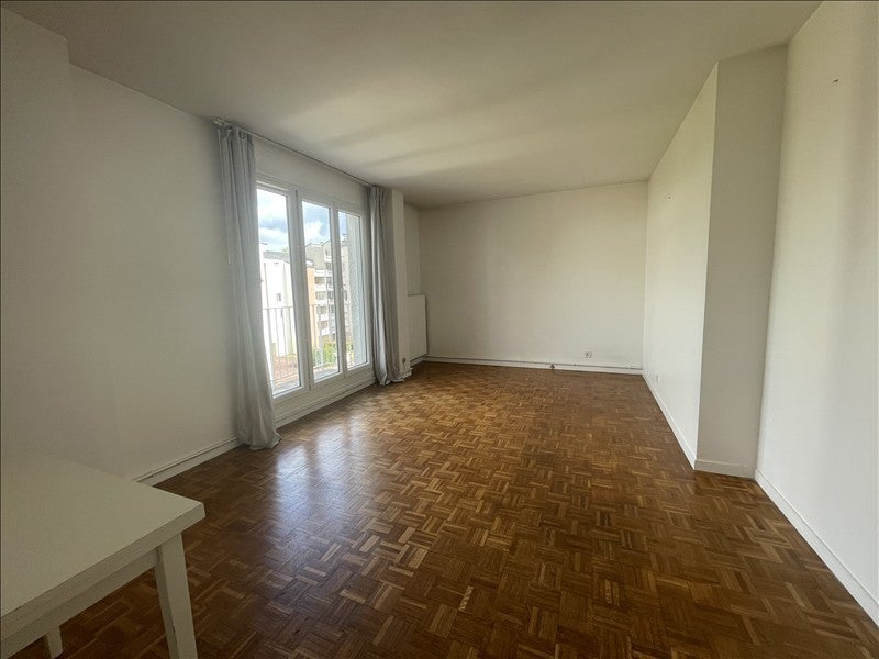 Flat Avenue du Maréchal Joffre in Fontenay-sous-Bois