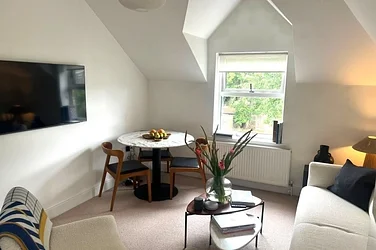 Flat Sunderland Road in Greater London