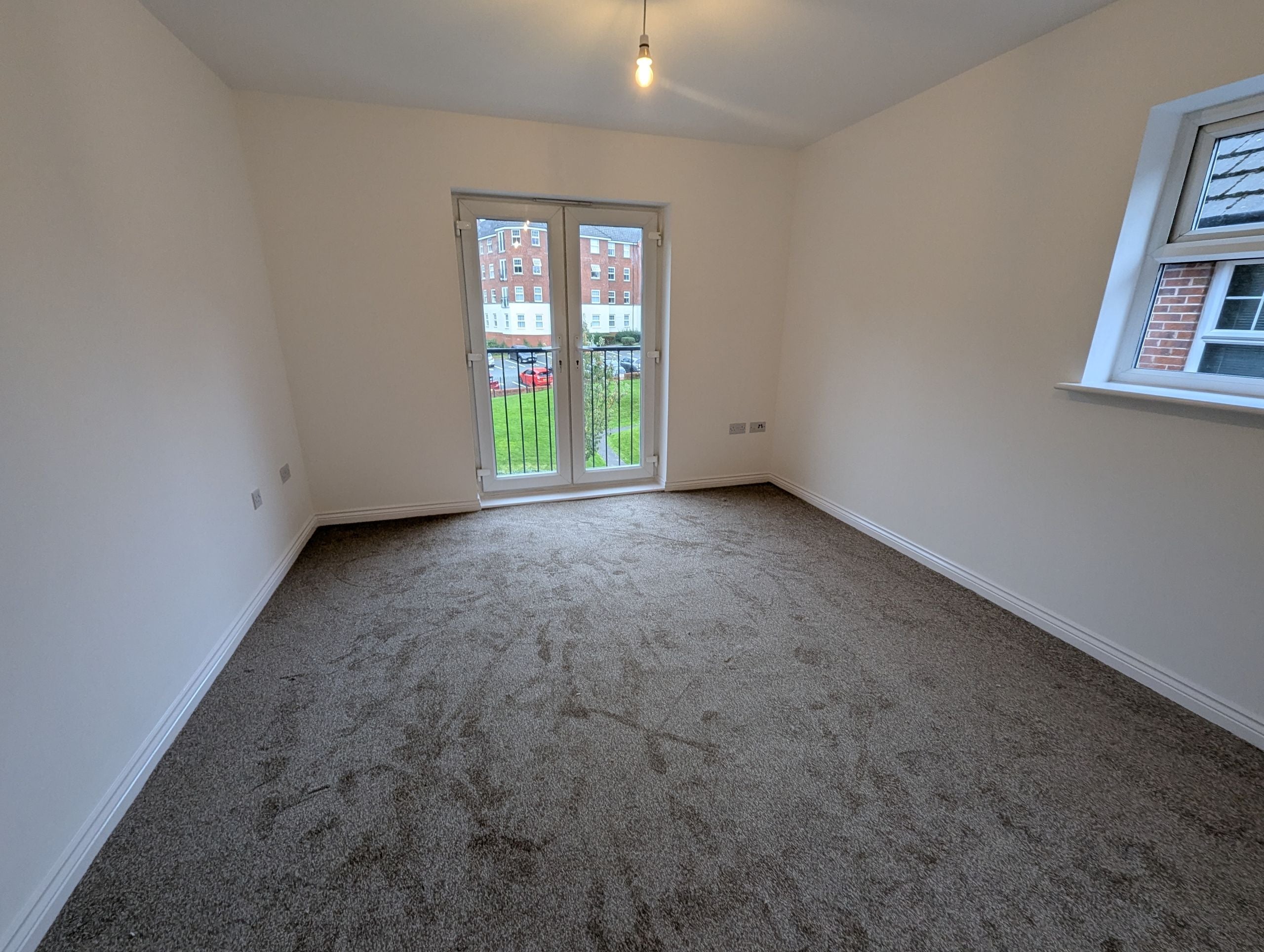 Flat Stonemere Drive in Radcliffe
