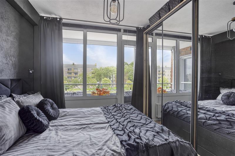 Appartement te koop: Wormerplein 101, Purmerend