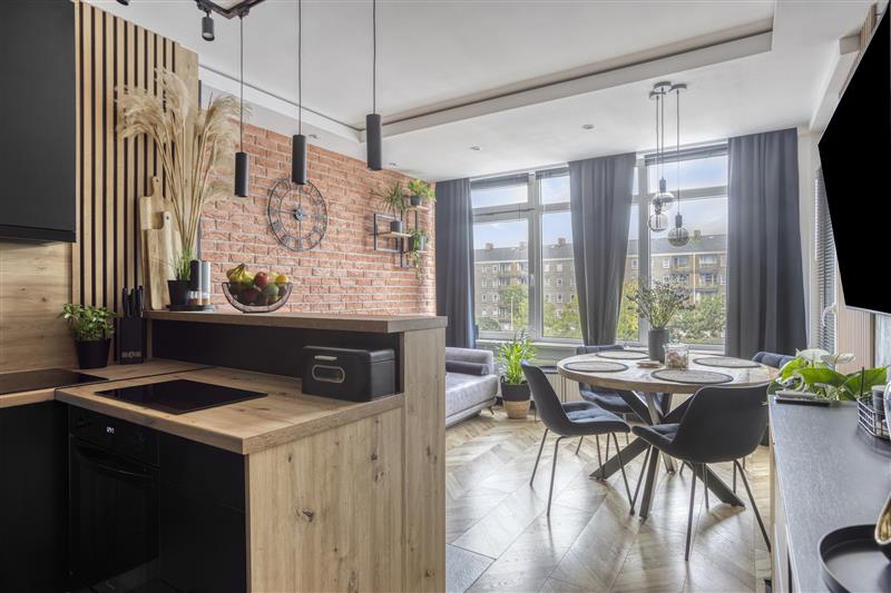 Appartement te koop: Wormerplein 101, Purmerend