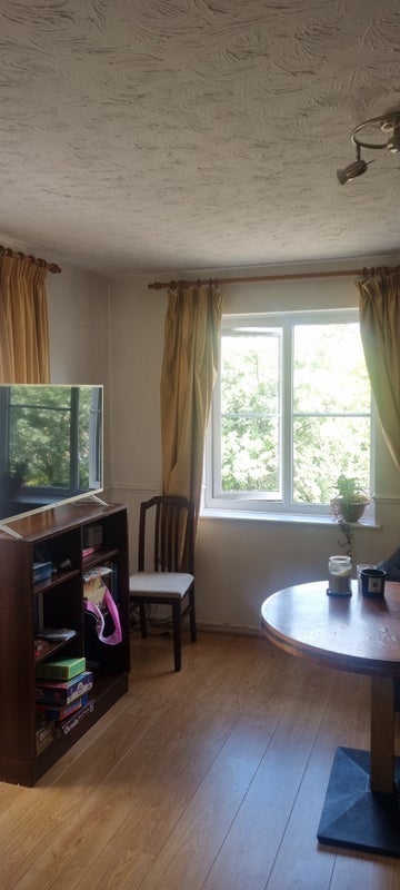 Room Stubbs Drive in Greater London