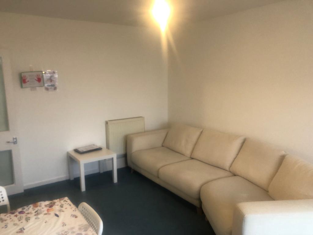 Flat Tunworth Crescent in Greater London