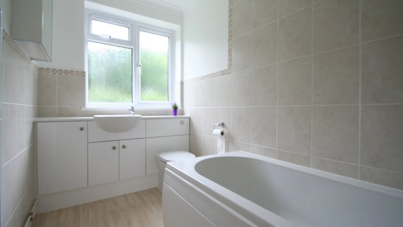 Flat Wilson-Valkenburg Court in Newbury