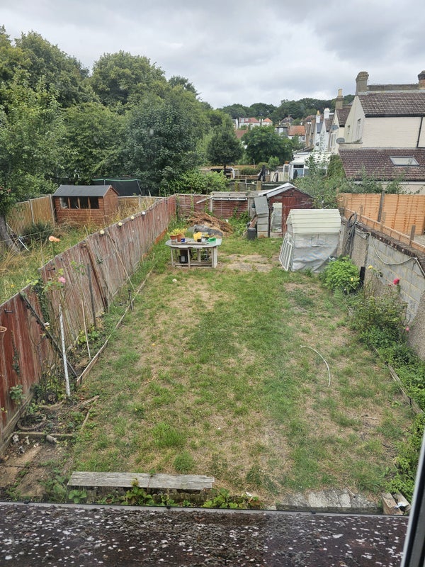 Room Whitehorse Lane in Greater London