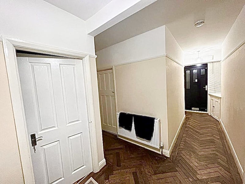 House Raleigh Close in Greater London