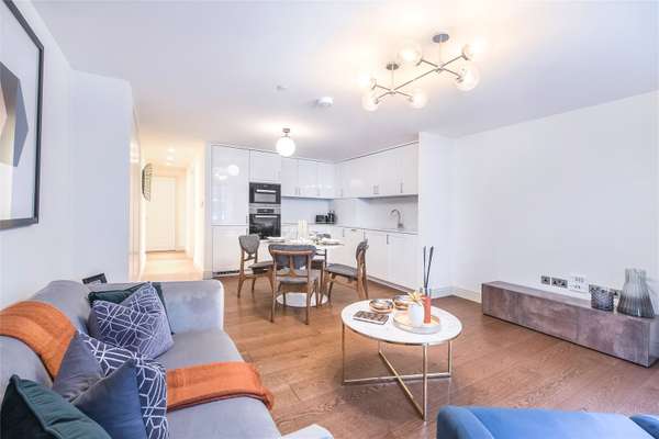 Flat Dean Street in City of Westminster