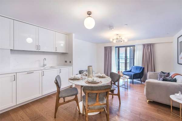 Flat Dean Street in City of Westminster