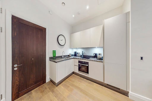 Flat Chancery Lane in City of London