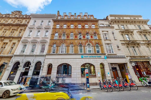 Flat Chancery Lane in City of London
